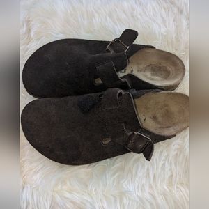 Newalk by Birkenstock Chocolate Brown Suede Clogs, women's size 10